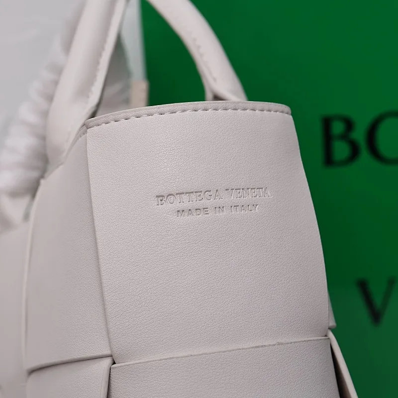 All Categories Official Website "Brand Women's Bags" Women's Bags 💙 BV 2025 Official Website New BV Crossbody Bag